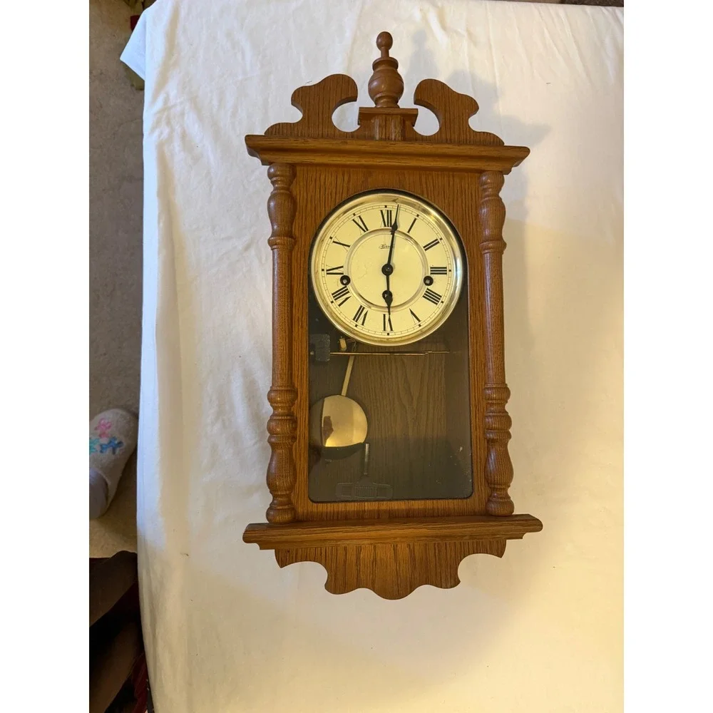 Hermle Regulator Wall Clock Wood Case Brass Pendulum Mechanical Wind Up with Key